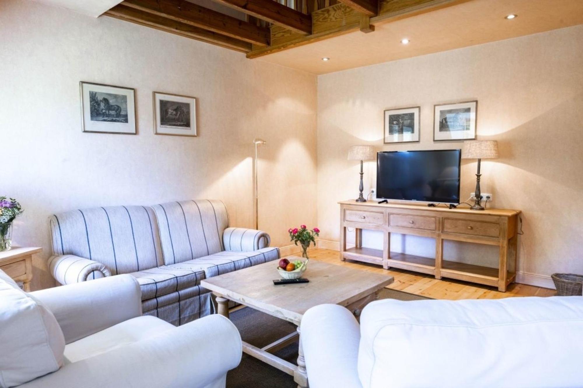 Apartment Rentei 8